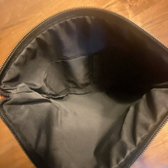 Like New Buffalo Plaid Crossbody Bag w/ Tassel Accent – Cozy Winter Vibes 🎄 - Picture 3 of 3